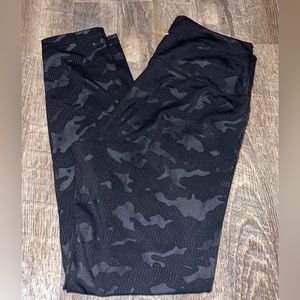 Zyia Active Black Camo Battleship Luxe Leggings